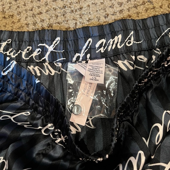 Victorias Secret Satin Sleeping Set - Picture 4 of 8